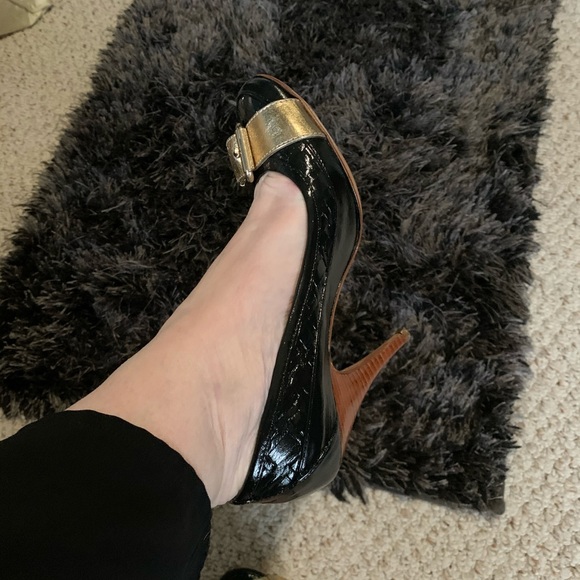 BURBERRY standout Nova check pumps black leather size 7 1/2 womens luxury - Picture 4 of 13